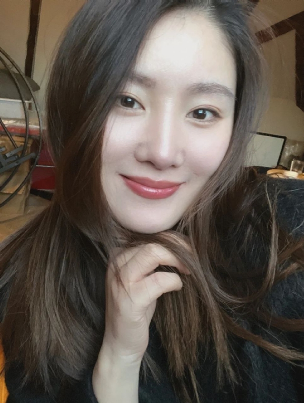 Anny的第二张照片--阜阳相亲服务中心