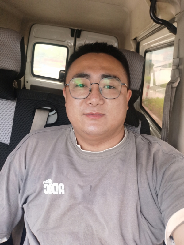 奇卡的第二张照片--阜阳相亲服务中心