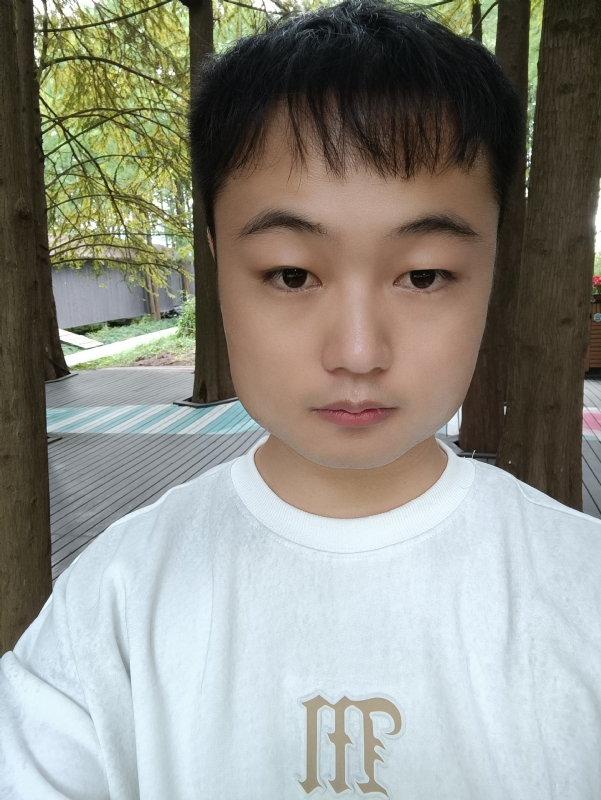 故人似的第一张照片--阜阳相亲服务中心