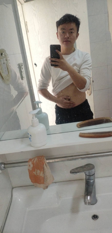 官方认证的亮亮的第一张照片--阜阳相亲服务中心