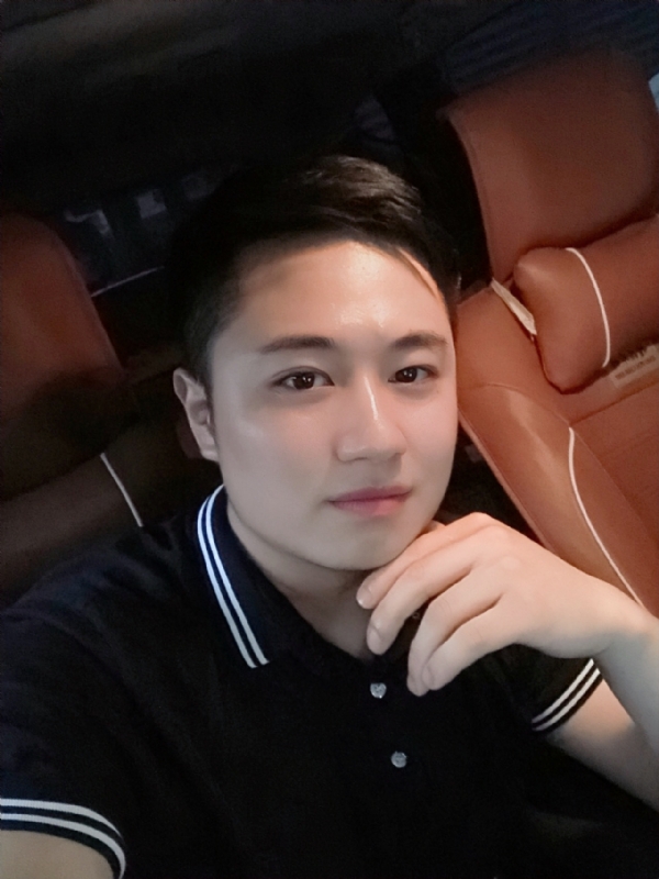 生活再继续的第一张照片--阜阳相亲服务中心