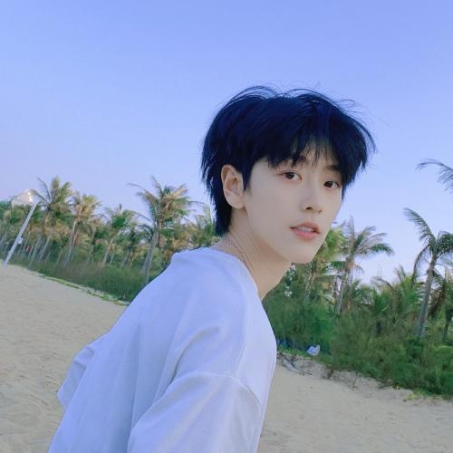 允执其中2024的第一张照片--阜阳相亲服务中心