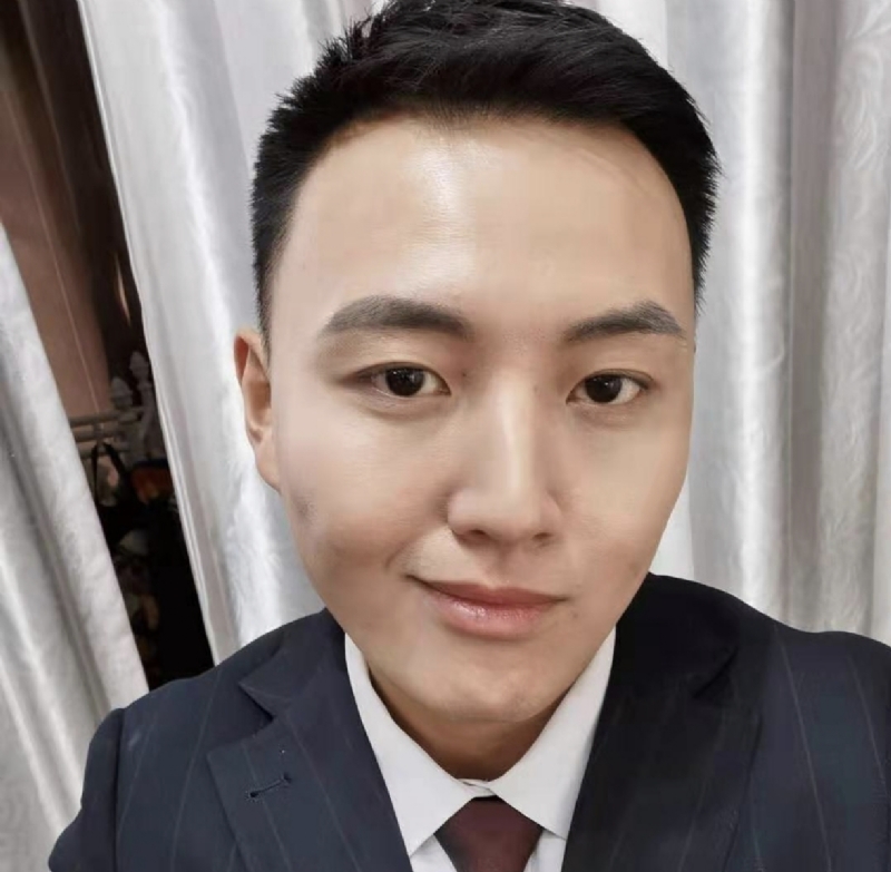 英俊潇洒的第二张照片--阜阳相亲服务中心