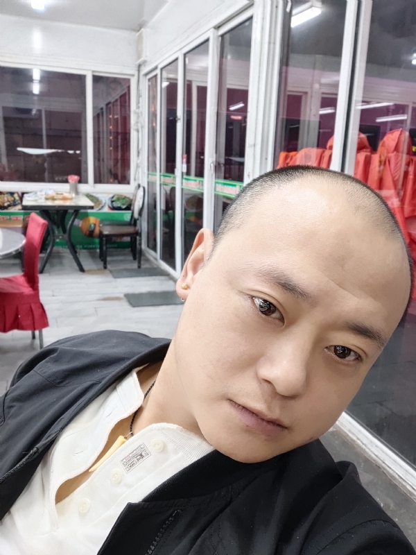 大连相亲的第一张照片--阜阳相亲服务中心