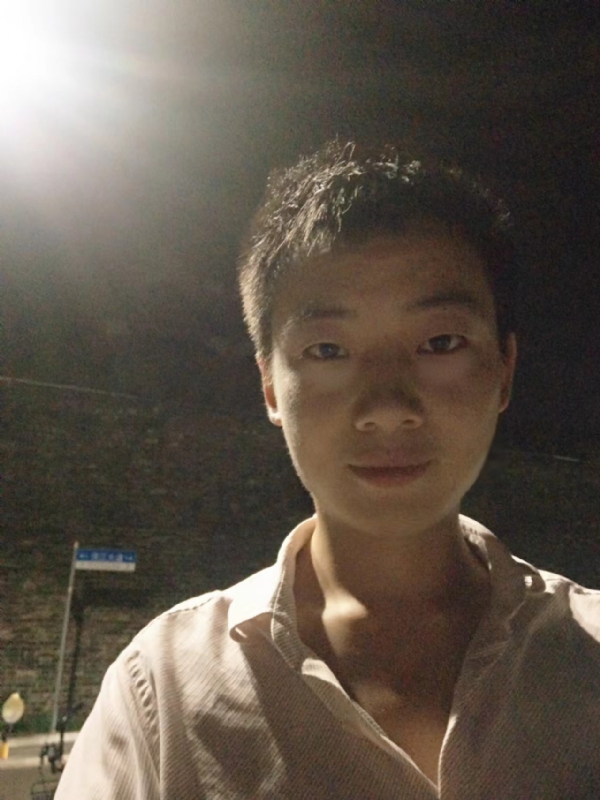 来啊的第一张照片--阜阳相亲服务中心