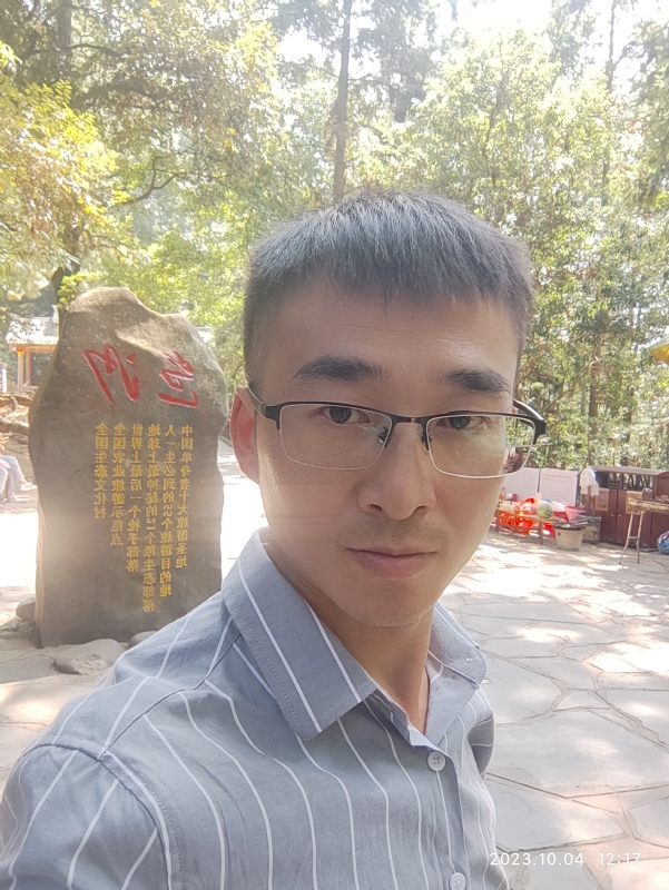 未来可期的第一张照片--阜阳相亲服务中心