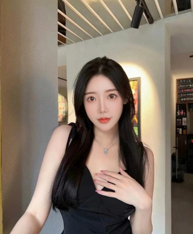 Candy的第一张照片--阜阳相亲服务中心