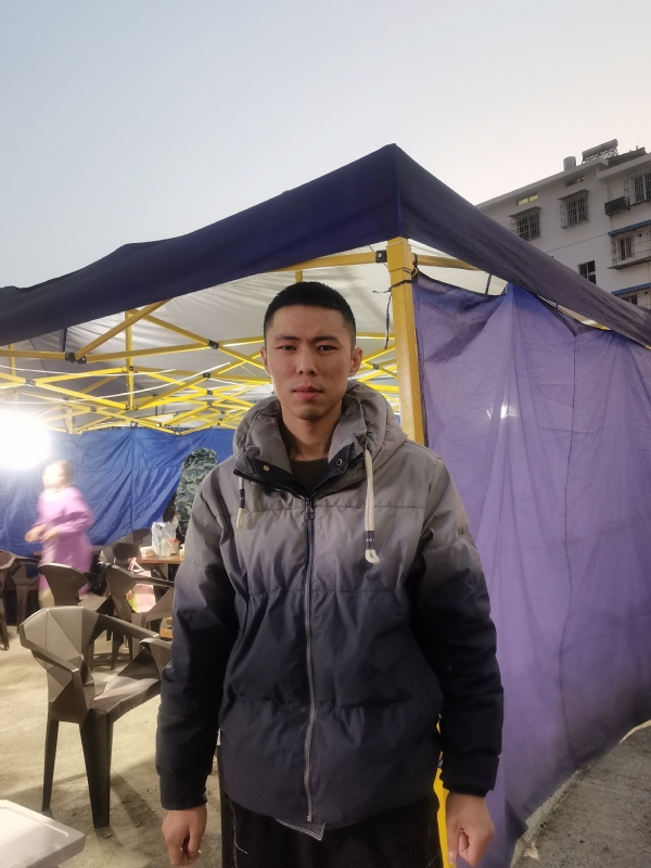 谁谁谁的第一张照片--阜阳相亲服务中心