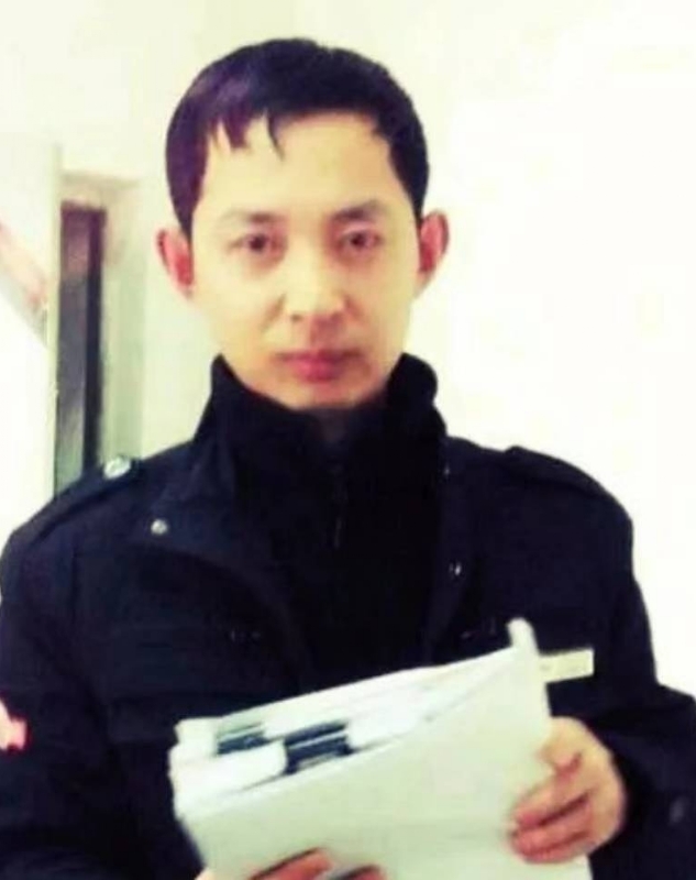 风雨中有你的第一张照片--阜阳相亲服务中心