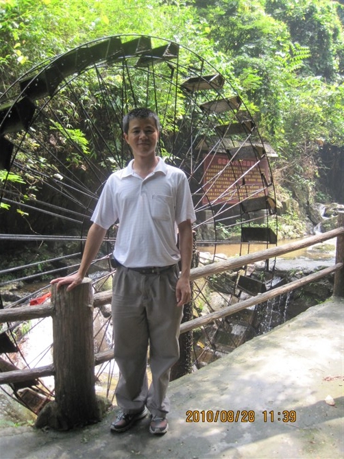 秋天的风的第一张照片--阜阳相亲服务中心