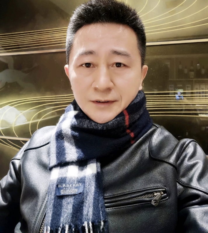 情到深处的第一张照片--阜阳相亲服务中心