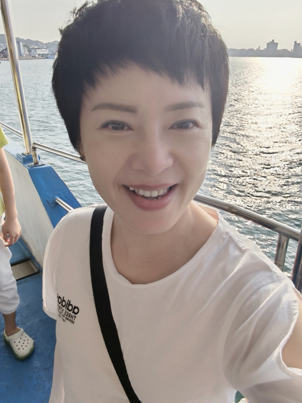 Tina的第一张照片--阜阳相亲服务中心