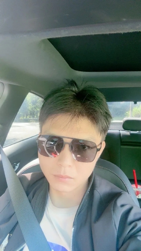 怀念的第一张照片--阜阳相亲服务中心