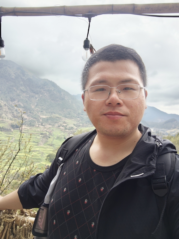 青山的第三张照片--阜阳相亲服务中心