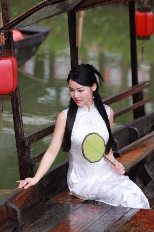 小慧的第二张照片--阜阳相亲服务中心