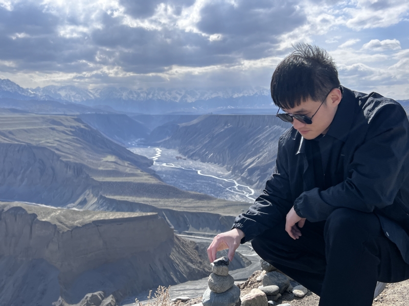 蓦然回首的第一张照片--阜阳相亲服务中心