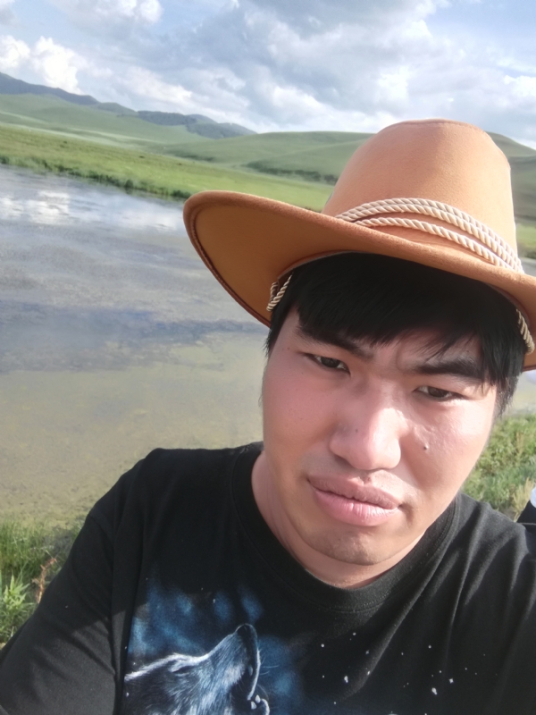 LOVE的誓言的第一张照片--阜阳相亲服务中心