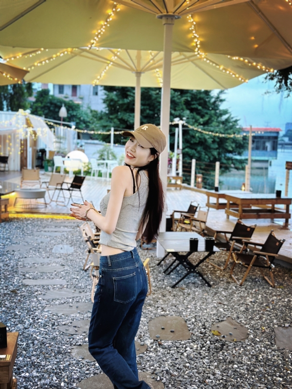 Vicky的第二张照片--阜阳相亲服务中心