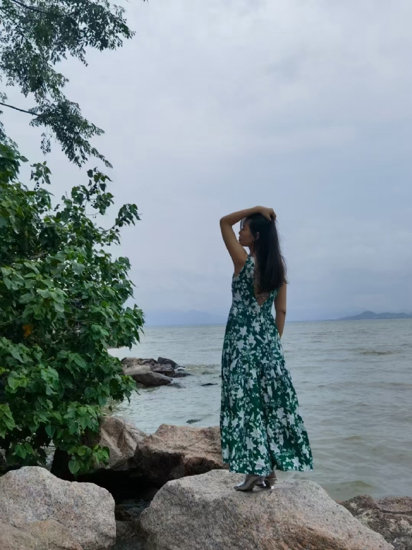 甜以待人的第四张照片--阜阳相亲服务中心