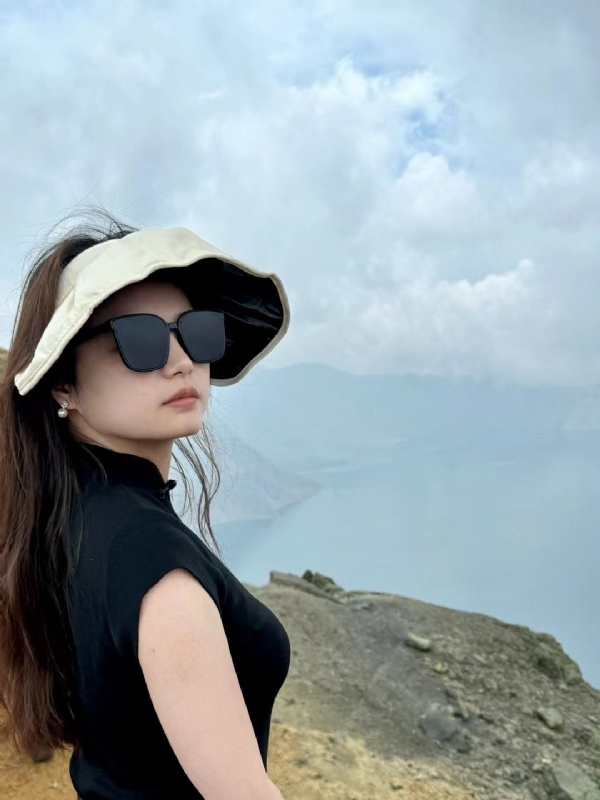 随梦的第一张照片--阜阳相亲服务中心