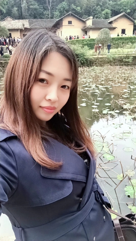 百合的第一张照片--阜阳相亲服务中心