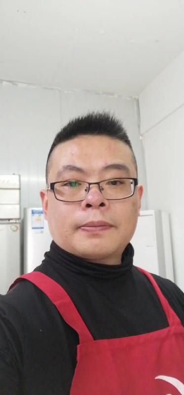 努力奋斗的第一张照片--阜阳相亲服务中心