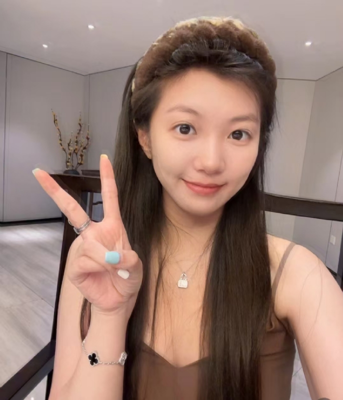 歌谣的第二张照片--阜阳相亲服务中心