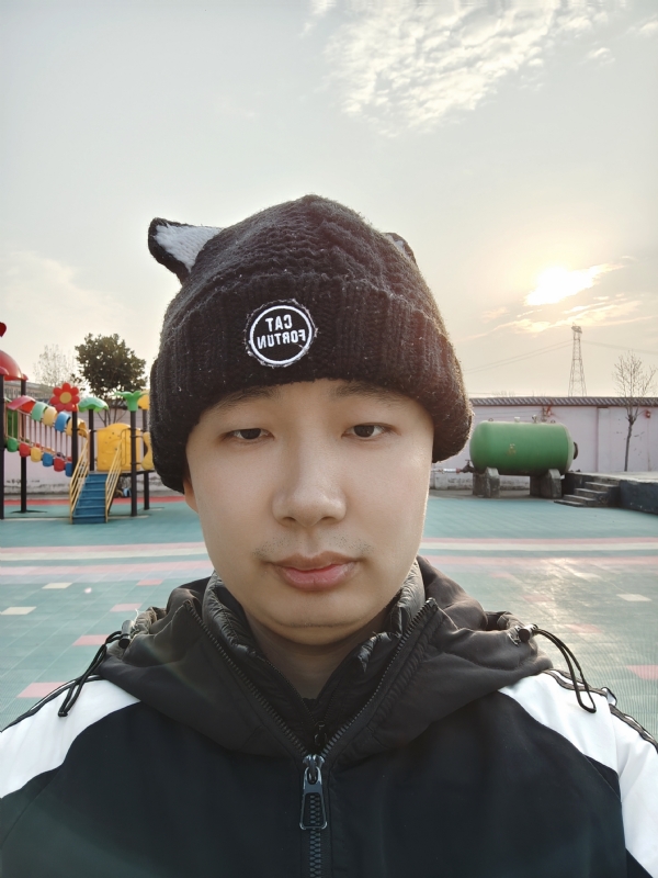 王连杰的第一张照片--阜阳相亲服务中心