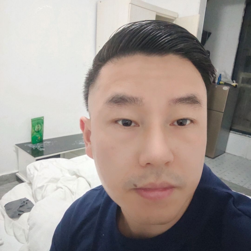 Poluk秦的第一张照片--阜阳相亲服务中心