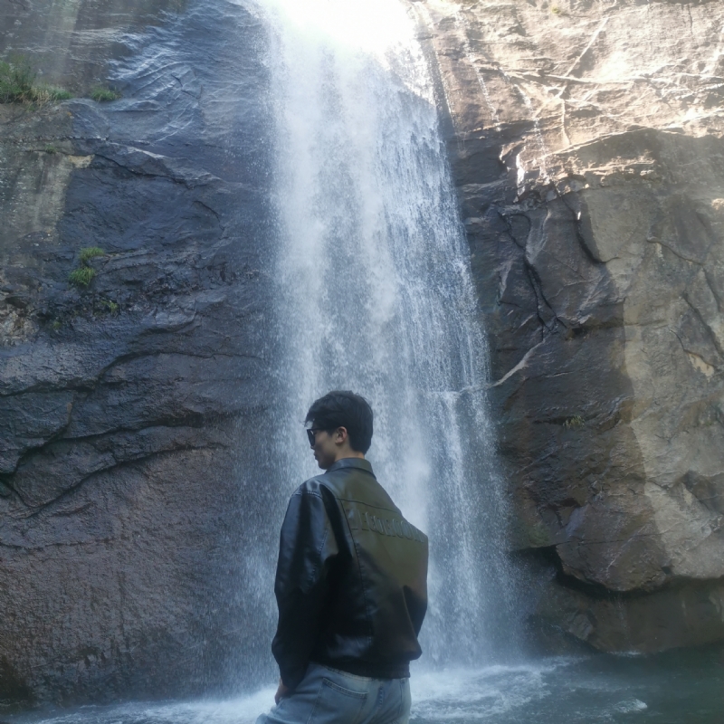 随安的第一张照片--阜阳相亲服务中心