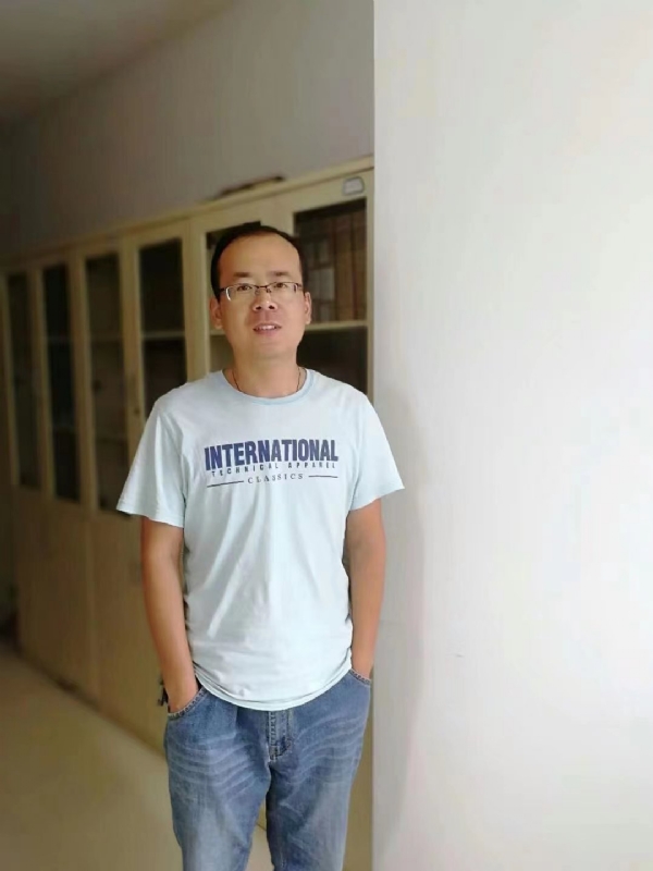 黄土麦田的第二张照片--阜阳相亲服务中心