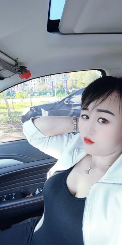 王芳燕的第四张照片--阜阳相亲服务中心