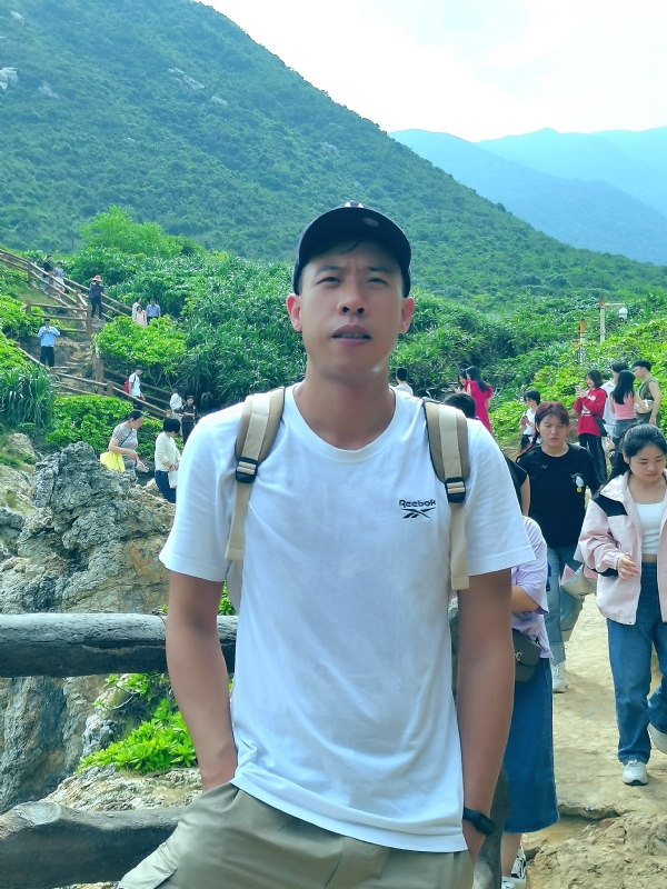 吴生的第一张照片--阜阳相亲服务中心