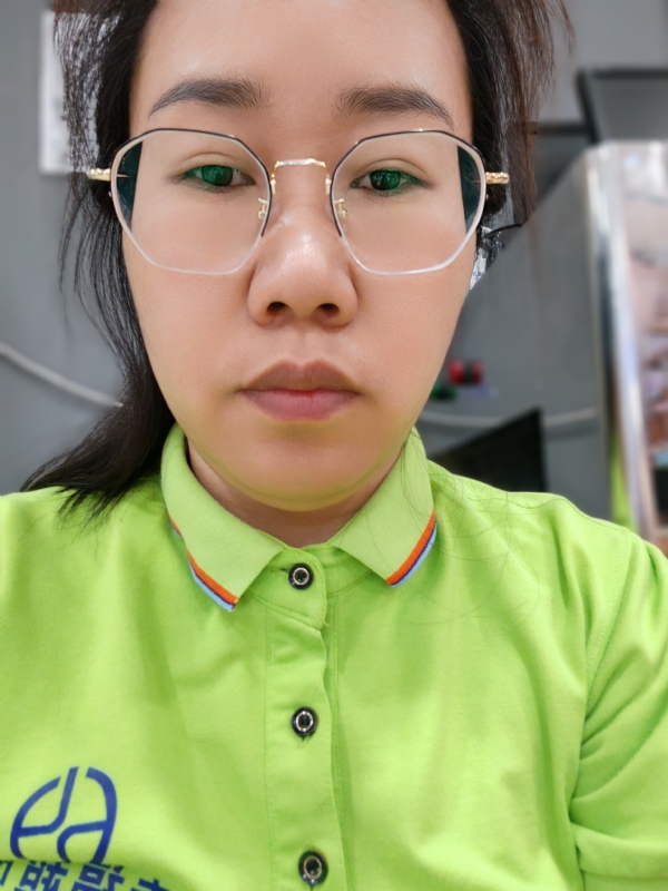 麻花小辫的第一张照片--阜阳相亲服务中心