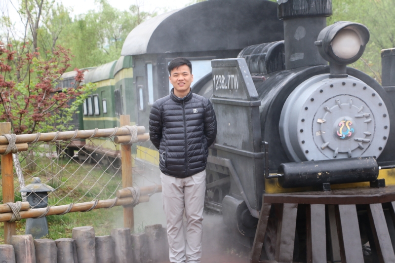 晴天的第二张照片--阜阳相亲服务中心