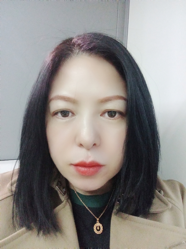 尘颜的第一张照片--阜阳相亲服务中心