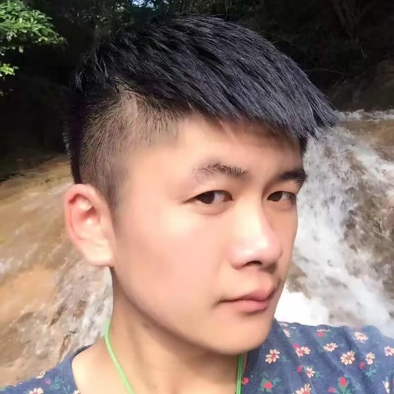 微笑的第一张照片--阜阳相亲服务中心