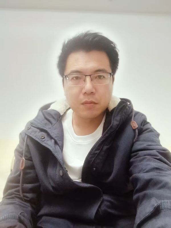 大哥哥的第一张照片--阜阳相亲服务中心