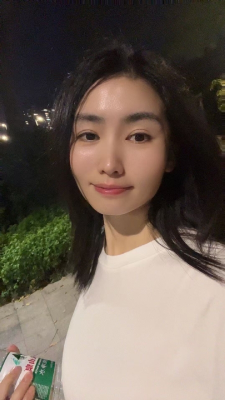 pan的第一张照片--阜阳相亲服务中心