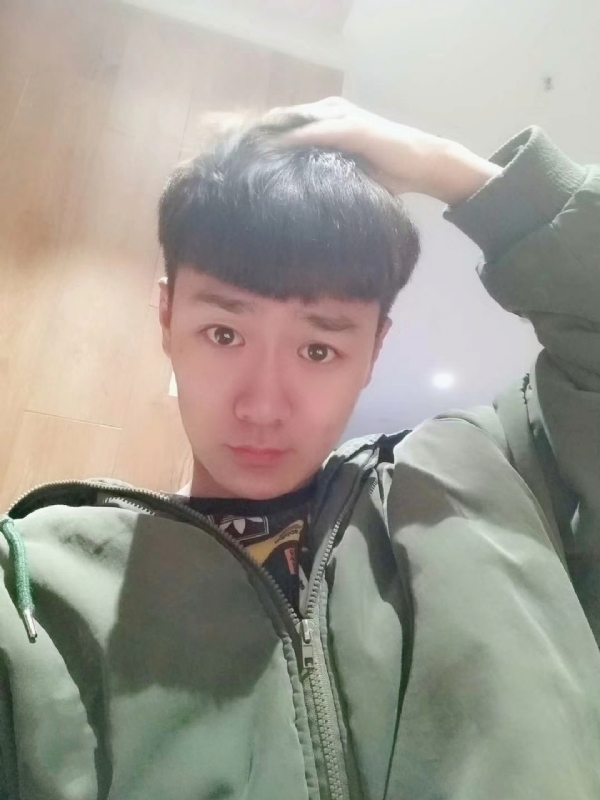 Boom的第一张照片--阜阳相亲服务中心