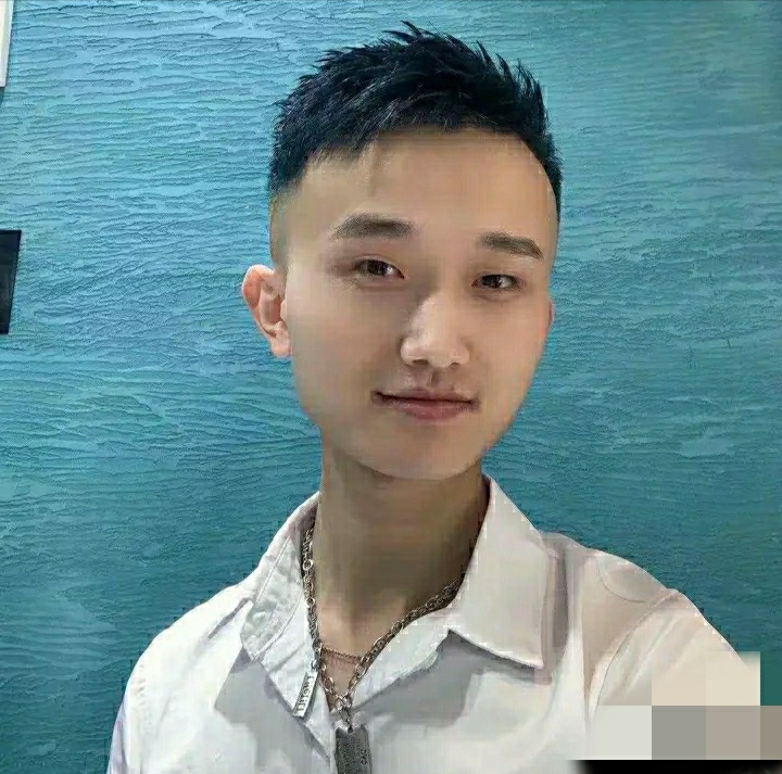 小哥哥的第一张照片--阜阳相亲服务中心