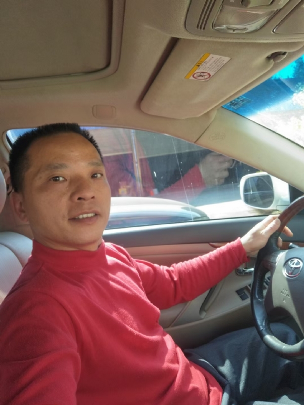 真诚征婚的第三张照片--阜阳相亲服务中心