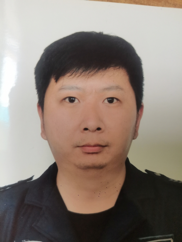 吕嘉的第一张照片--阜阳相亲服务中心