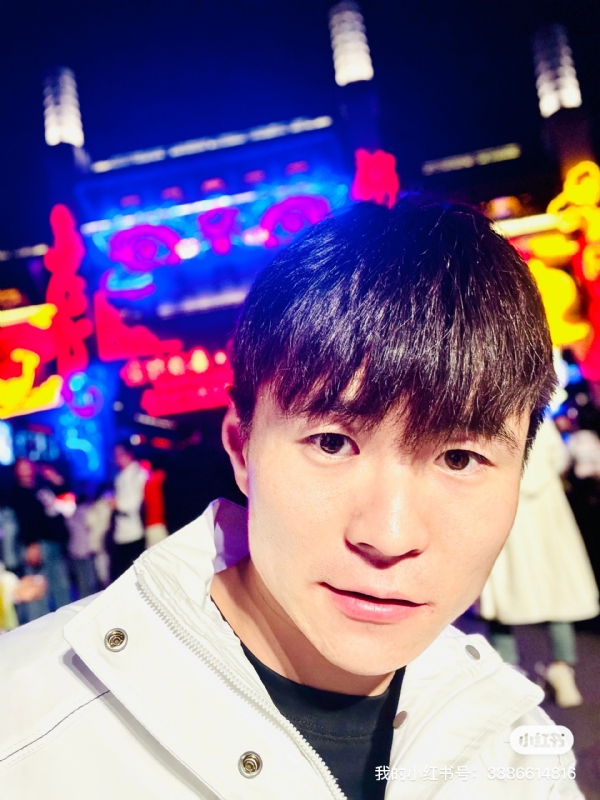 两年又三年的第二张照片--阜阳相亲服务中心