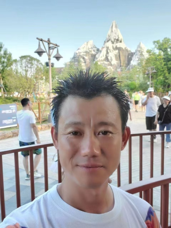 艾氏涂料博的第一张照片--阜阳相亲服务中心