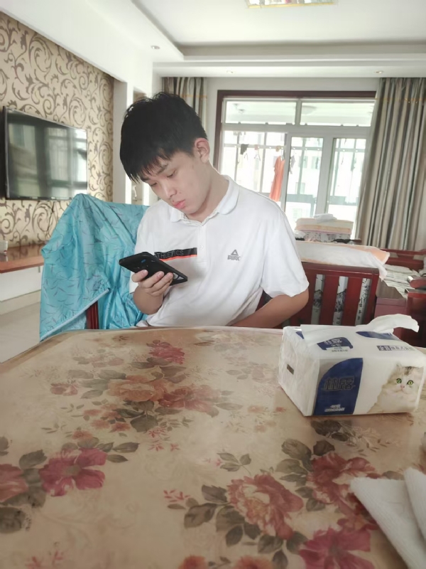 铁在烧的第一张照片--阜阳相亲服务中心