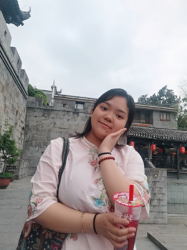 敏兮小沫的第二张照片--阜阳相亲服务中心