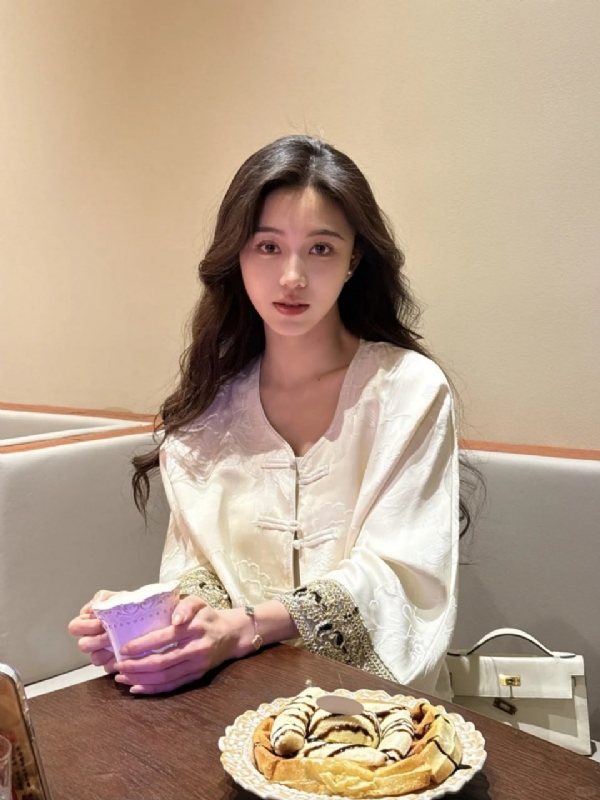 Anna的第一张照片--阜阳相亲服务中心