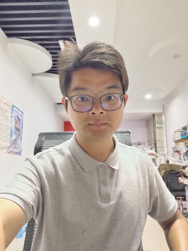 华兴通讯的第一张照片--阜阳相亲服务中心