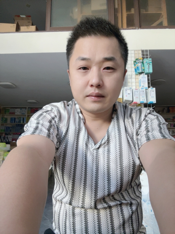 五是五的第二张照片--阜阳相亲服务中心